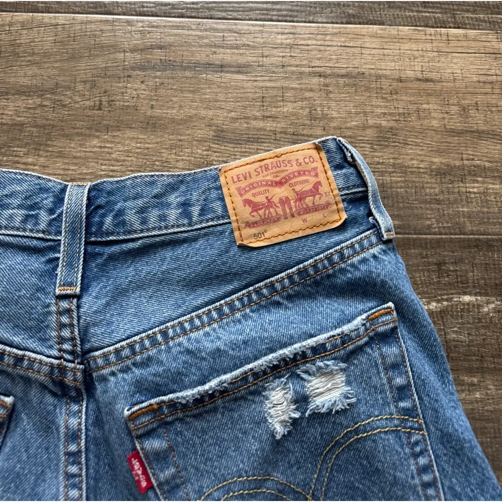 Levi’s Jean shorts denim 28 - Picture 3 of 4